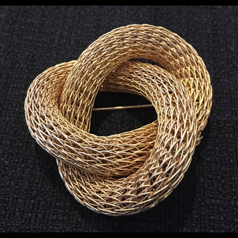 Vintage Hobé brooch